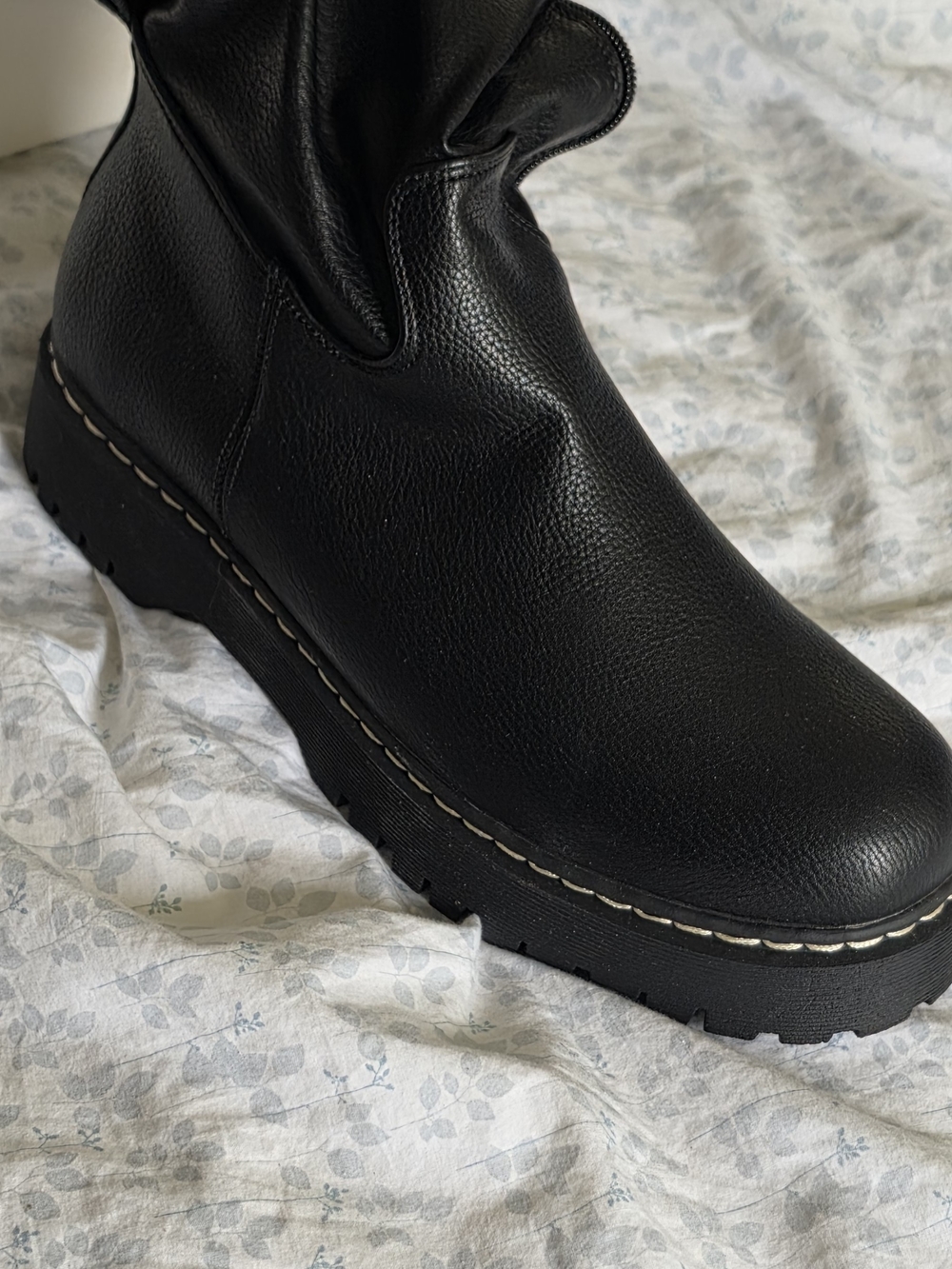 Womens Black Boot